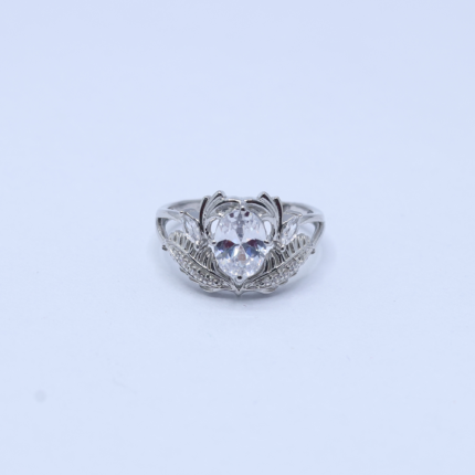 Delicate Floral-Inspired Oval Cubic White Gold Zirconia Ring