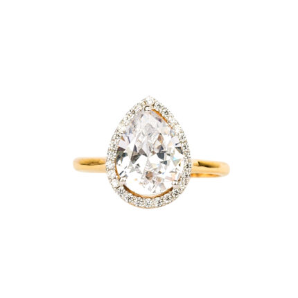 Elegant Pear-Shaped Diamond Halo Yellow Gold Engagement Ring