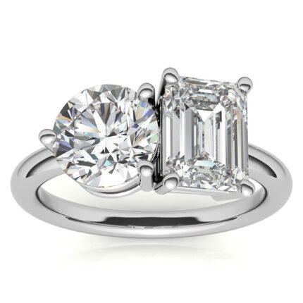 Elegant "Toi et Moi" Two-Stone Diamond White Gold Ring